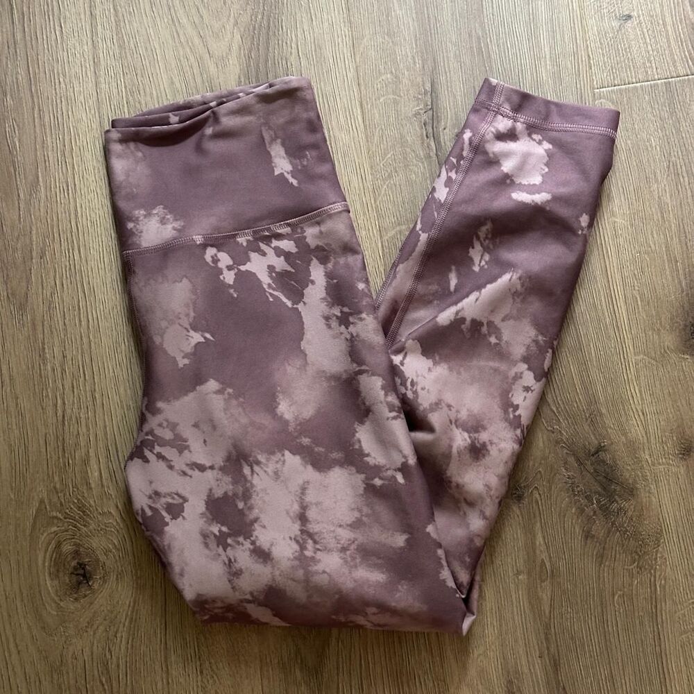 Calia Purple Cloud Print High-Rise 7/8 Leggings Medium